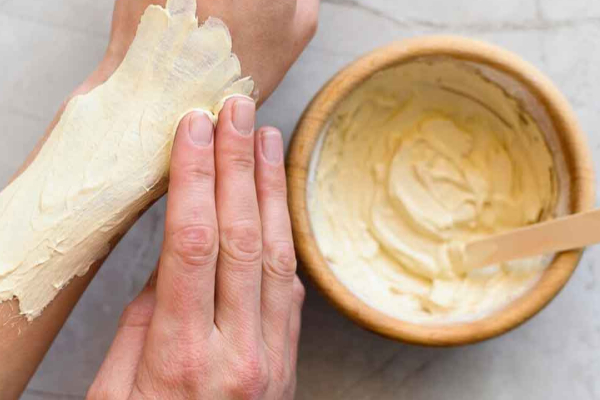 முகத்தில் உள்ள தேவையற்ற முடிகளை நீக்கும் கடலை மாவு.., எப்படி பயன்படுத்துவது? | Home Remedies To Remove Hair From Face In Tamil