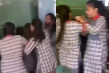 பள்ளி மாணவிகள் செய்த அசிங்கமான காரியம்! இது தேவையா?