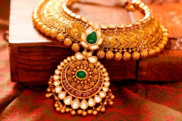 வார முதலிலேயே எகிறிய தங்கம் விலை - இன்றைய நிலவரம்!