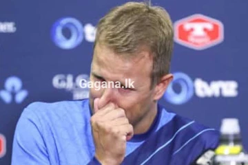 සුපිරි වේග පන්දු ක්‍රීඩකයෙක් පිටියට සමුදෙයි