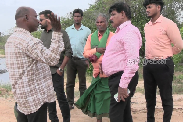 பொலிஸாரின் உதவியில் சட்டவிரோத மணல் அகழ்வு: எழுந்துள்ள குற்றச்சாட்டு | Illegal Sand Mining Allegations Of Public Bodies பொலிஸாரின் உதவியில் சட்டவிரோத மணல் அகழ்வு: எழுந்துள்ள குற்றச்சாட்டு | Illegal Sand Mining Allegations Of Public Bodies