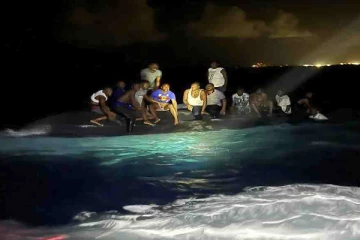 நடுக்கடலில் கத்தி கூச்சலிட்ட புலம்பெயர்ந்தோர்! மூழ்கிய படகு... பெண்கள், குழந்தைகள் உட்பட 17 பேர் பலி