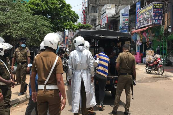 திருகோணமலையில் வீடொன்றில் புதையல் தோண்டிய மூவருக்கு நேர்ந்த கதி! | 3 People Dug Up Treasure In A House In Trincomalee