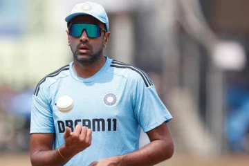 உலகக்கோப்பை அணியில் இணைக்கப்பட்ட அஸ்வின்...நீக்கப்பட்டது யார்..?