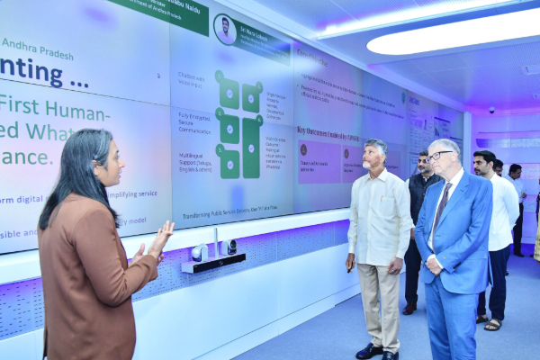 பில்கேட்ஸ்: தரையிறங்க முடியாமல் நடுவானில் சுற்றிய விமானம் | Billgates India Visit Flight Face Landing Trouble