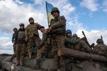 ஆயிரக்கனக்கான உக்ரைனிய வீரர்களுக்கு பிரான்ஸில் பயிற்சி!