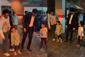 தனது ஹிட் பாடலுக்கு குழந்தைகளுடன் பீஸ்ட் படப்பிடிப்பில் நடனம் ஆடிய விஜய்- இதுவரை பார்த்திராத வீடியோ