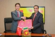 පාසල් සිසුන්ට සෙත සළසවමින් 2027 නිල ඇඳුම් චීන රජයෙන්