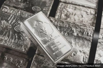 புதிய உச்சம் தொட்ட வெள்ளி விலை: ஒரே நாளில் 5% அதிகரித்த மதிப்பு