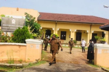 நீதிமன்றம் அழைத்துச் செல்லப்பட்ட சந்தேக நபர்கள் இருவருக்கு திடீர் சுகயீனம்-பரிசோதனையில் வெளியான தகவல்!
