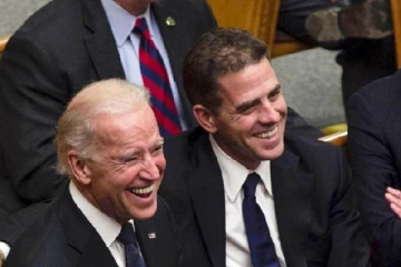 நிர்வாணமாக காணொளி... பெண் உதவியாளரை மிரட்டிய ஜனாதிபதி பைடனின் மகன்