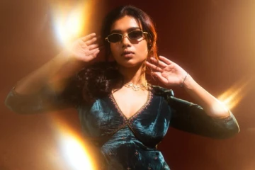 நடிகை துஷாரா விஜயனின் Stunning போட்டோஷூட்..