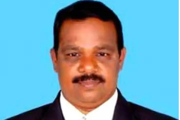 மாணவிகளுக்கு பாலியல் தொல்லை - 20 ஆண்டுகளாகத் தப்பிய ஆசிரியர் சிக்கிய பின்னணி