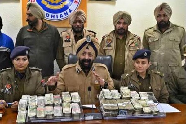 இந்தியாவில் பாரிய திருட்டு - இலங்கைத்தமிழர்கள் நால்வர் கைது | Theft In India Four Sri Lankan Tamils Arrested