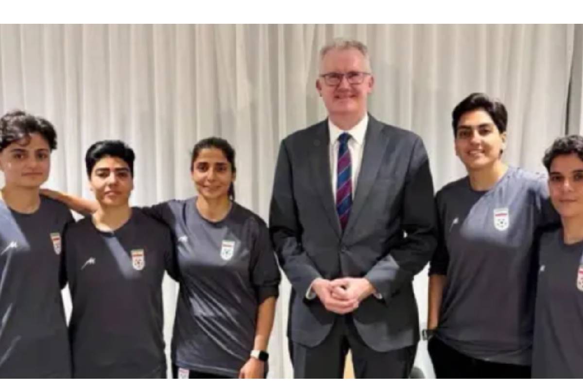 ஈரானிய உதைப்பந்தாட்ட வீராங்கனைகளை கொலை செய்ய ஆணை பிறப்பிப்பு! காப்பாற்றுமாறு கோரிக்கை | Iran S Women S National Football Team