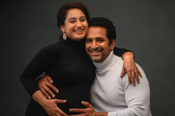 துணிவு நடிகர் ஜான் கொஃகன் - பூஜா ஜோடிக்கு பிறந்த குழந்தை! போட்டோவுடன் இதோ | John Kokken And Pooja Ramachandran Baby Boy