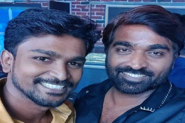 ஆன்மீகத்தை தேடிச் செல்லும் பிரபல இயக்குநர் - வைரலாகும் புகைப்படங்கள் | Director Rathnakumar In Spirtuality Photo