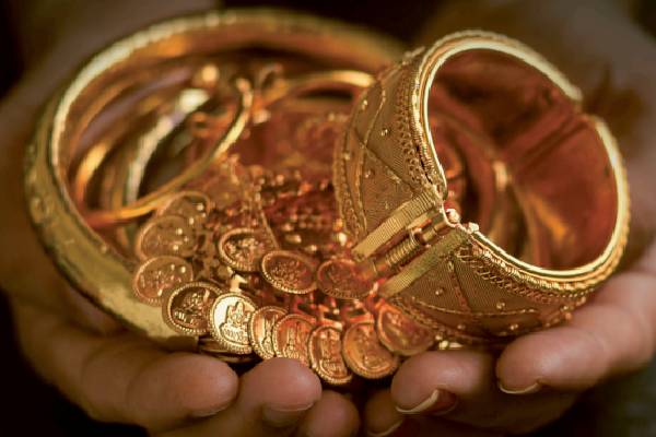 தீபாவளிக்கு சர்ப்பரைஸ் கொடுத்த தங்கம் விலை! | Price Of Gold Given By Surperise For Diwali