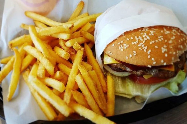 பீர் (Beer) உடன்  சாப்பிடக் கூடாத உணவுகள் ! | Foods Not To Eat With Beer