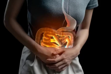 குடல் புற்றுநோயை எச்சரிக்கும் 5 முக்கிய அறிகுறிகள்.., என்னென்ன தெரியுமா?