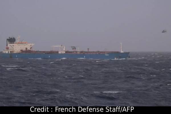 ரஷ்ய எண்ணெய் கப்பலை கைப்பற்றிய பிரான்ஸ்: மேக்ரான் வெளியிட்டுள்ள செய்தி | Macron Says We Captured Russian Linked Oil Tank ரஷ்ய எண்ணெய் கப்பலை கைப்பற்றிய பிரான்ஸ்: மேக்ரான் வெளியிட்டுள்ள செய்தி | Macron Says We Captured Russian Linked Oil Tank