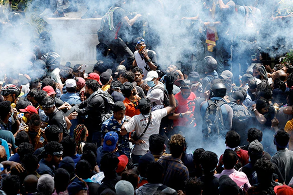 தீர்வு தாமதமானால் நிலைமை உக்கிரமடையும் - சட்டம் இல்லாத நாடாக மாறும்; கடும் எச்சரிக்கை! - ஐபிசி தமிழ்