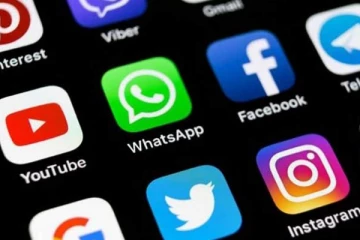 රට පුරා ෆේස්බුක්, යූටියුබ්, වට්සැප් ඇතුලු සමාජ මාධ්‍ය ජාලා රැසකට සිදුවූ දේ..