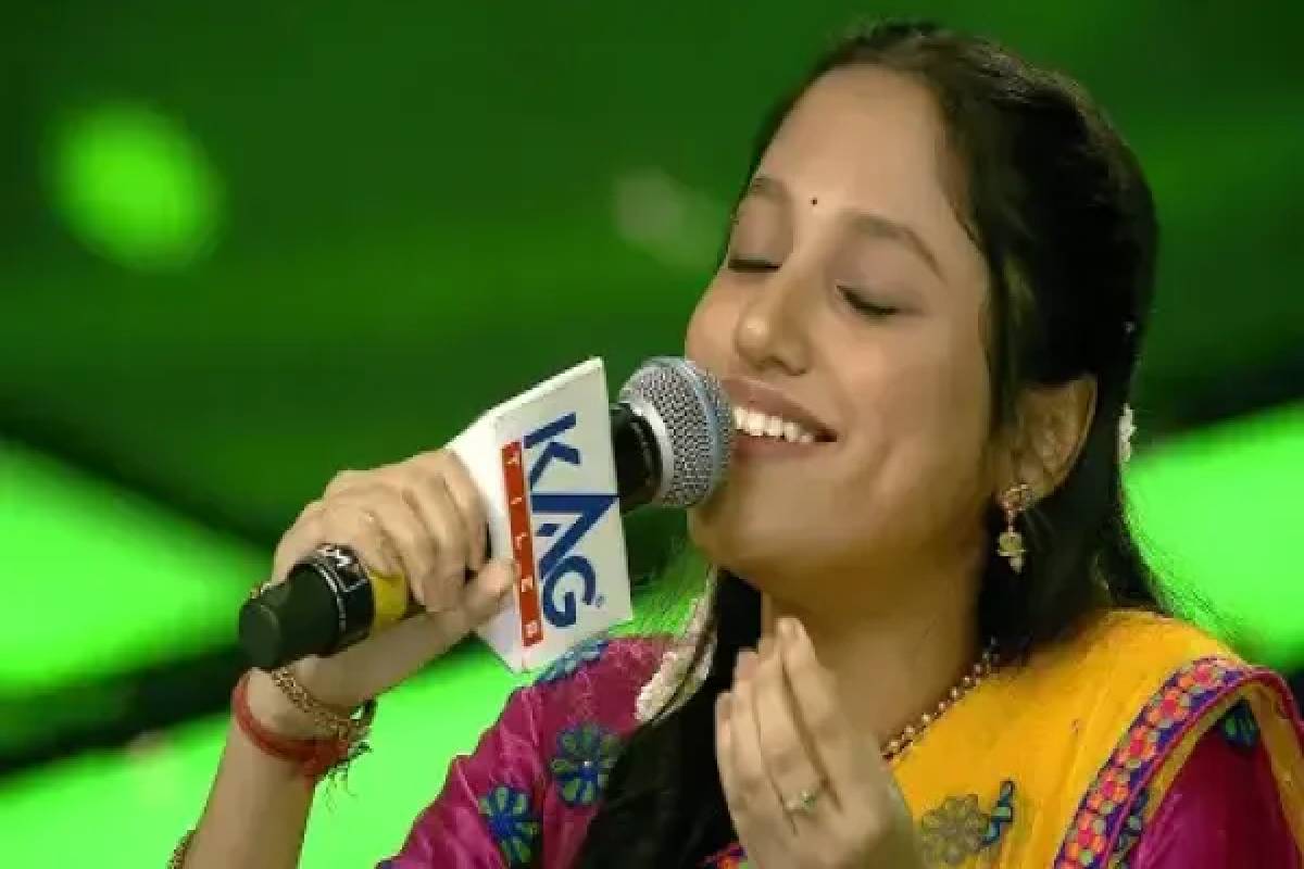 கொள்ளை அழகில் ரசிகர்களை கிறங்கடிக்கும் சரிகமப புகழ் இனியா! வைரலாகும் காணொளி | Saregamapa Flame Iniya New Look Goes Viral