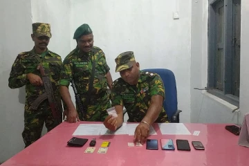 கல்முனையில் சொகுசு கார்களில் போதைப்பொருட்கள் கடத்திய இருவர் கைது (Photos)