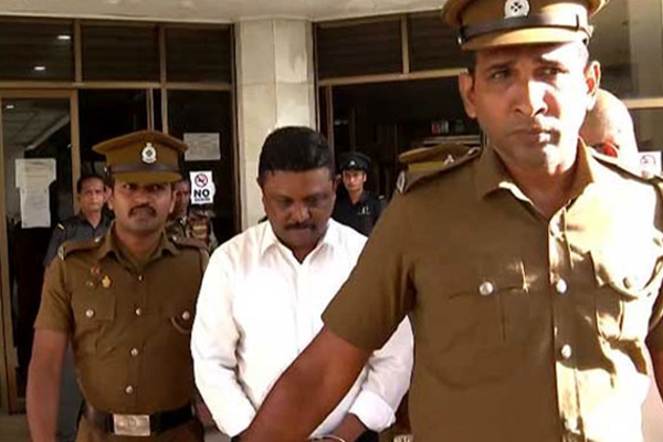 குடிவரவு, குடியகல்வு கட்டுப்பாட்டாளர் நாயகத்துக்கு 3 ஆண்டுகள் சிறை! | 3 Years Controller General Immigration Emigration
