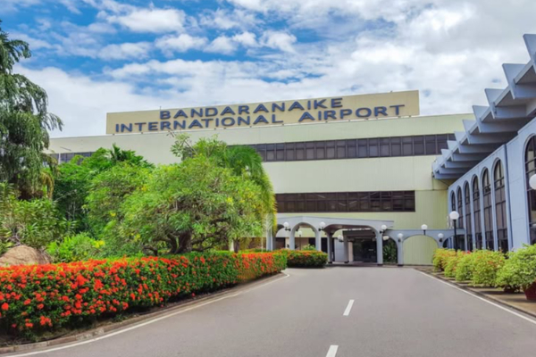 கட்டுநாயக்க ஊடாக விமானப் போக்குவரத்து அதிகரிப்பு | Increase In Air Traffic Via Katunayake Airport