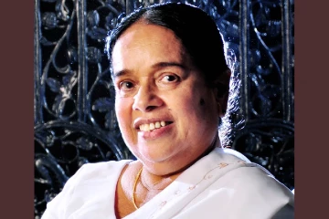 ඇය වෙනුවෙන් ජාතික ශෝක දිනයක් ප්‍රකාශ කරද්දි මුළු රටම පුදුම කළ හෙළයේ ගීතකෝකිලාවිය වූ නන්දා මාලනීගේ අවසන් කැමත්ත මෙන්න
