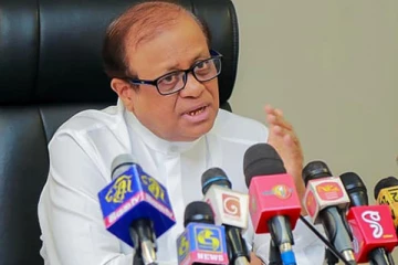 பாடசாலை விடுமுறைகள் குறைப்பு! அமைச்சர் வெளியிட்ட தகவல்
