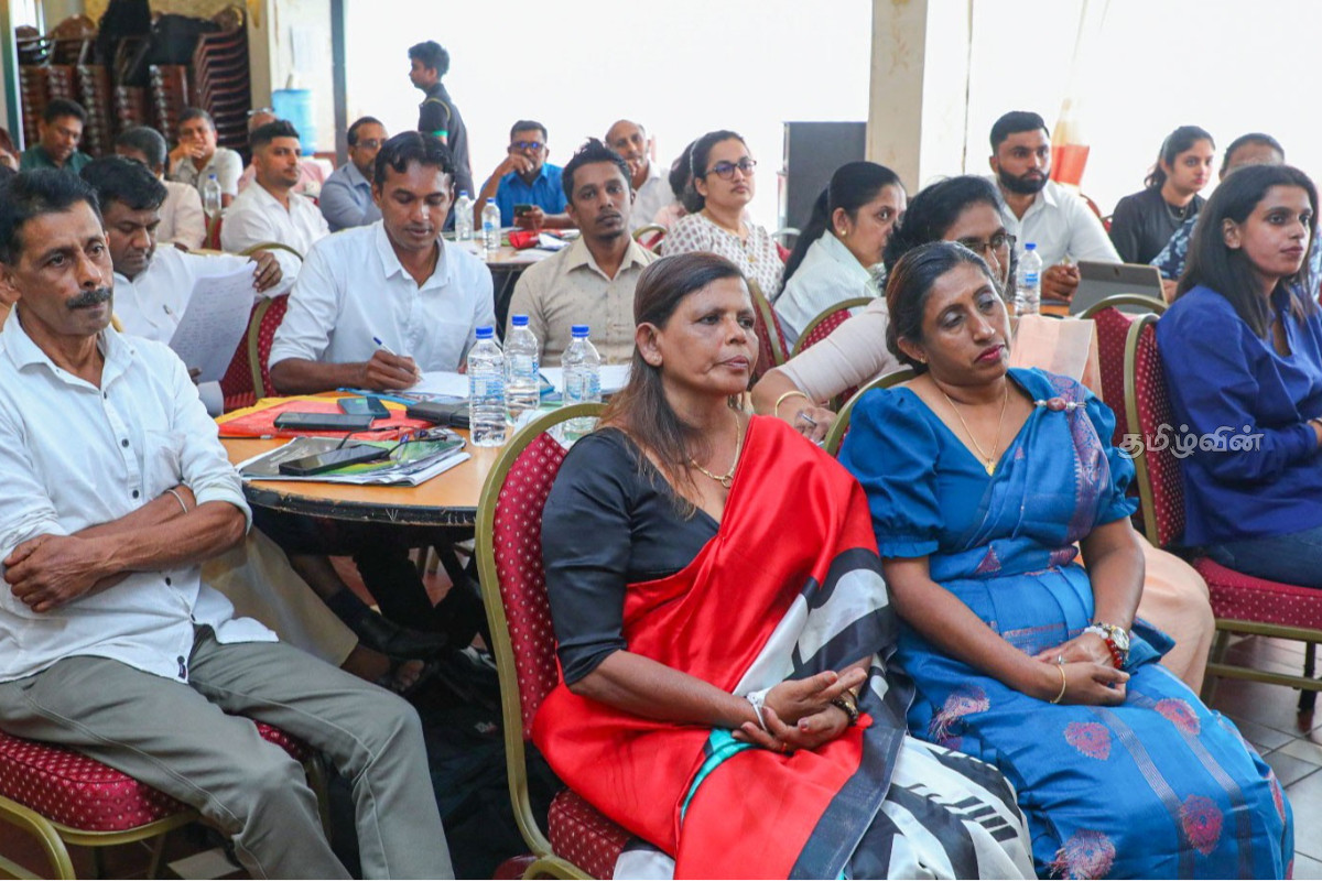 பேச்சு சுதந்திரத்துக்கு அரசாங்கம் சதி - எதிர்க்கட்சித் தலைவர் சஜித் சீற்றம் | Government Against Freedom Sajith Furious பேச்சு சுதந்திரத்துக்கு அரசாங்கம் சதி - எதிர்க்கட்சித் தலைவர் சஜித் சீற்றம் | Government Against Freedom Sajith Furious