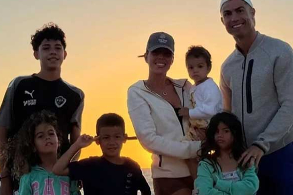 Cristiano Ronaldo And Georgina Rodríguez