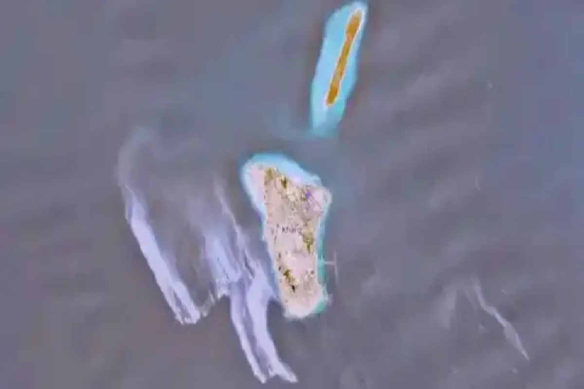 ஈரானின் கார்க் தீவுக்கு அருகே மிகப்பெரிய எண்ணெய் கசிவு | Massive Oil Slick Spotted Near Irans Kharg Island