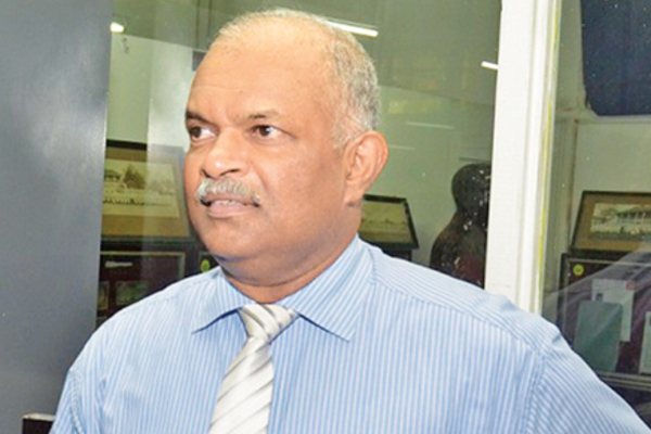 நடுவீதியில் கைது செய்யப்பட்ட சுரேஷ் சாலே - மற்றொரு முன்னாள் சிஐடி அதிகாரி கைதாவாரா! நீதிமன்றில் முன்னிலையான அலி சப்ரி | Suresh Sallay Arrested Ali Sabry Court