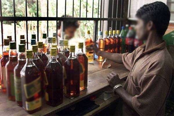 இலங்கையில் ‘குடி’காரர்களுக்கு வெளியான சோகமான செய்தி | Increase In Price Of Cigarettes Liquor