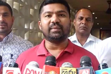 බලශක්ති ඇමතිගේ කුමන්ත්‍රණයක් ගැන DV චානකගෙන් හෙළිදරව්වක් - ඇමති දවස් ගාණක් නොරොච්චෝලේ