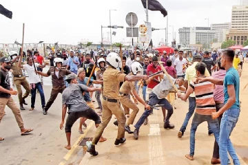 காலி முகத்திடல் தாக்குதல் - ஆறு எம்.பிக்கள் தொடர்பில் காவல்துறை எடுக்கவுள்ள நடவடிக்கை