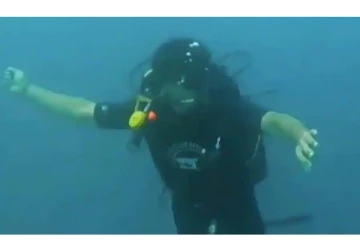 தங்க மகன் நீரஜ் சோப்ராவின் ஸ்கூபா டைவிங் - அசத்தலான வீடியோ வைரல்