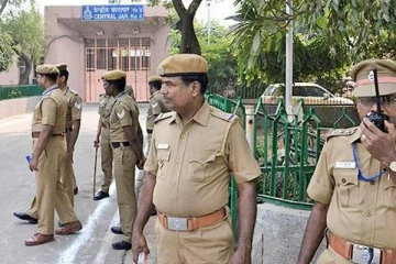 இலங்கை பெண் ஒருவர் தொடர்பில்  வெளிநாட்டு நீதிமன்றம் ஒன்று பிறப்பித்துள்ள உத்தரவு