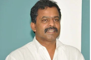 கிளிநொச்சியில் உள்ள தனது அலுவலகம் தாக்கப்பட்டது என வதந்திகளை பரப்புவோர் மீது சட்ட நடவடிக்கை: சந்திரகுமார்