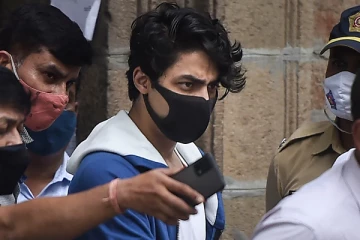 விடுதலையாகிறார்  ஆர்யன் கான்!   மகிழ்ச்சியில் ஷாருக்கான்