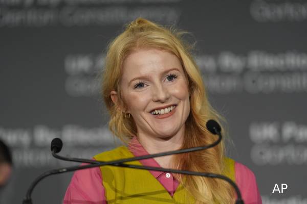 ஆளுங்கட்சிக்கு மரண அடி கொடுத்துள்ள தேர்தல் முடிவுகள்: பிரதமர் ராஜினாமா செய்ய வலியுறுத்தல் | Rayner Calls To Starmer Quit After Byelection Loss