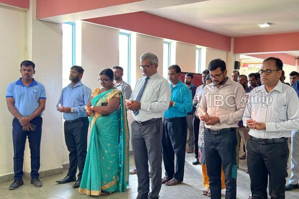 மறக்க முடியாத அலைகள்: பல்வேறு பகுதிகளில் சுனாமி பேரழிவின் நினைவேந்தல் | 21St Anniversary Of The Tsunami Disaster