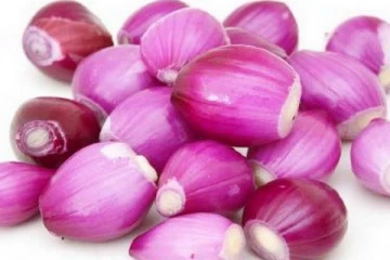 சின்ன வெங்காயம் சாப்பிட்டு வந்தால் என்ன நடக்கும் தெரியுமா?