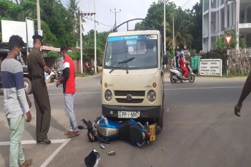 யாழ்ப்பாணம் - மல்லாகம் சந்தியில் இடம்பெற்ற விபத்தில் ஒருவர் படுகாயம்