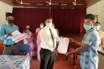 வாகரையில் மக்களுக்கு காணி அனுமதிப் பத்திரங்கள் வழங்கி வைப்பு