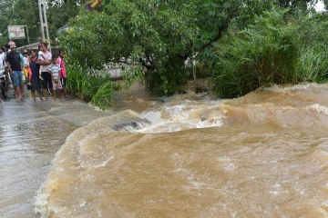 சீரற்ற காலநிலை; இந்த பகுதிகளுக்கு வெள்ள அபாய எச்சரிக்கை